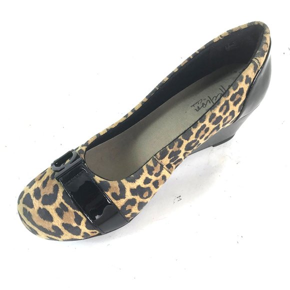 LEOPARD PRINT CLARKS WEDGE HEEL LEATHER SHOES - Picture 1 of 6
